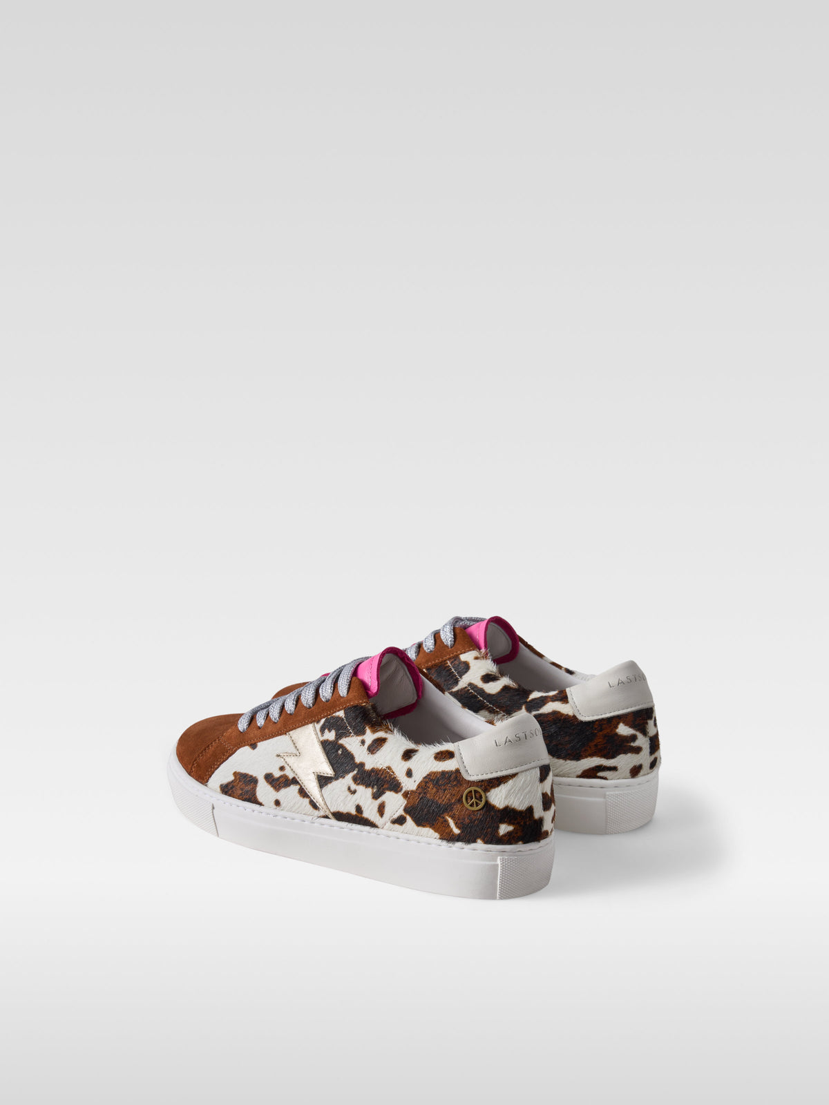 Pulse brown and white pony hair sneakers for women, heel view