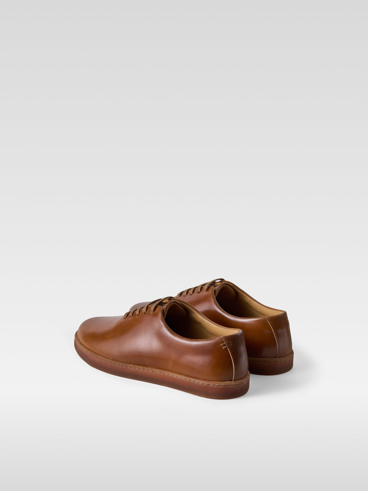 Cognac Shell Cordovan sneakers Gepetto for men, heel view
