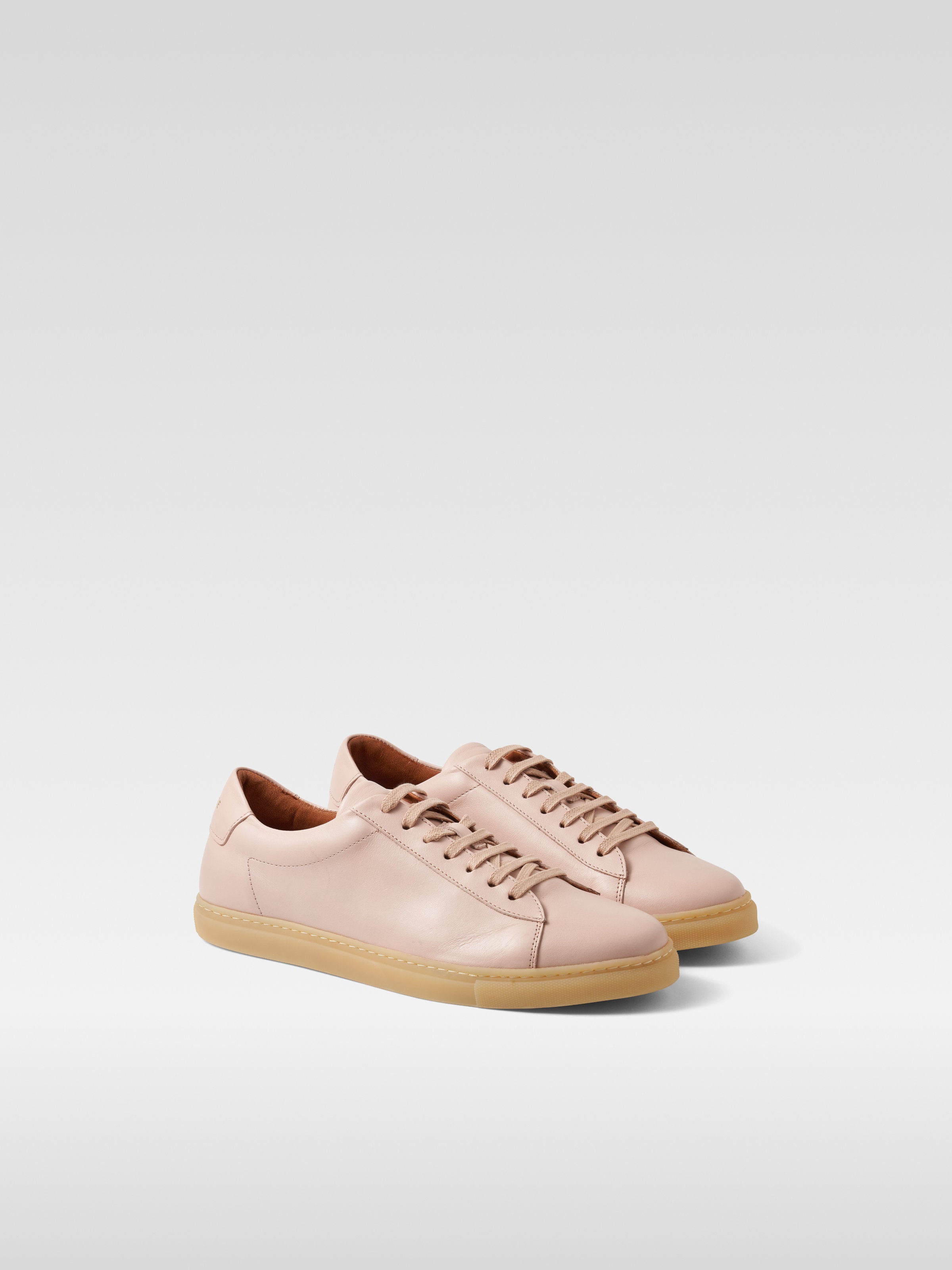 Nude leather sneakers in gum sole for women
