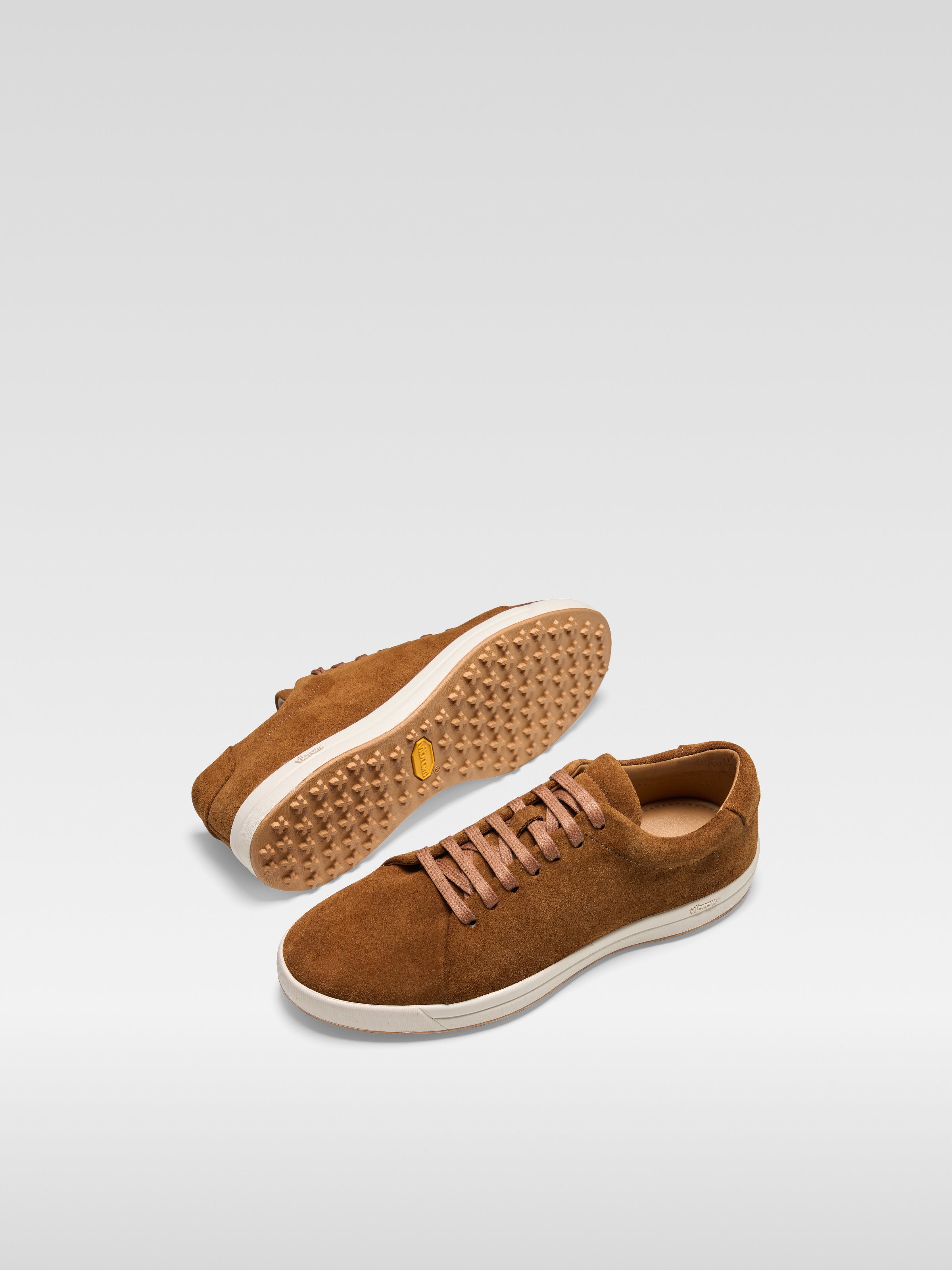 Zapatillas Links de ante color coñac para hombre