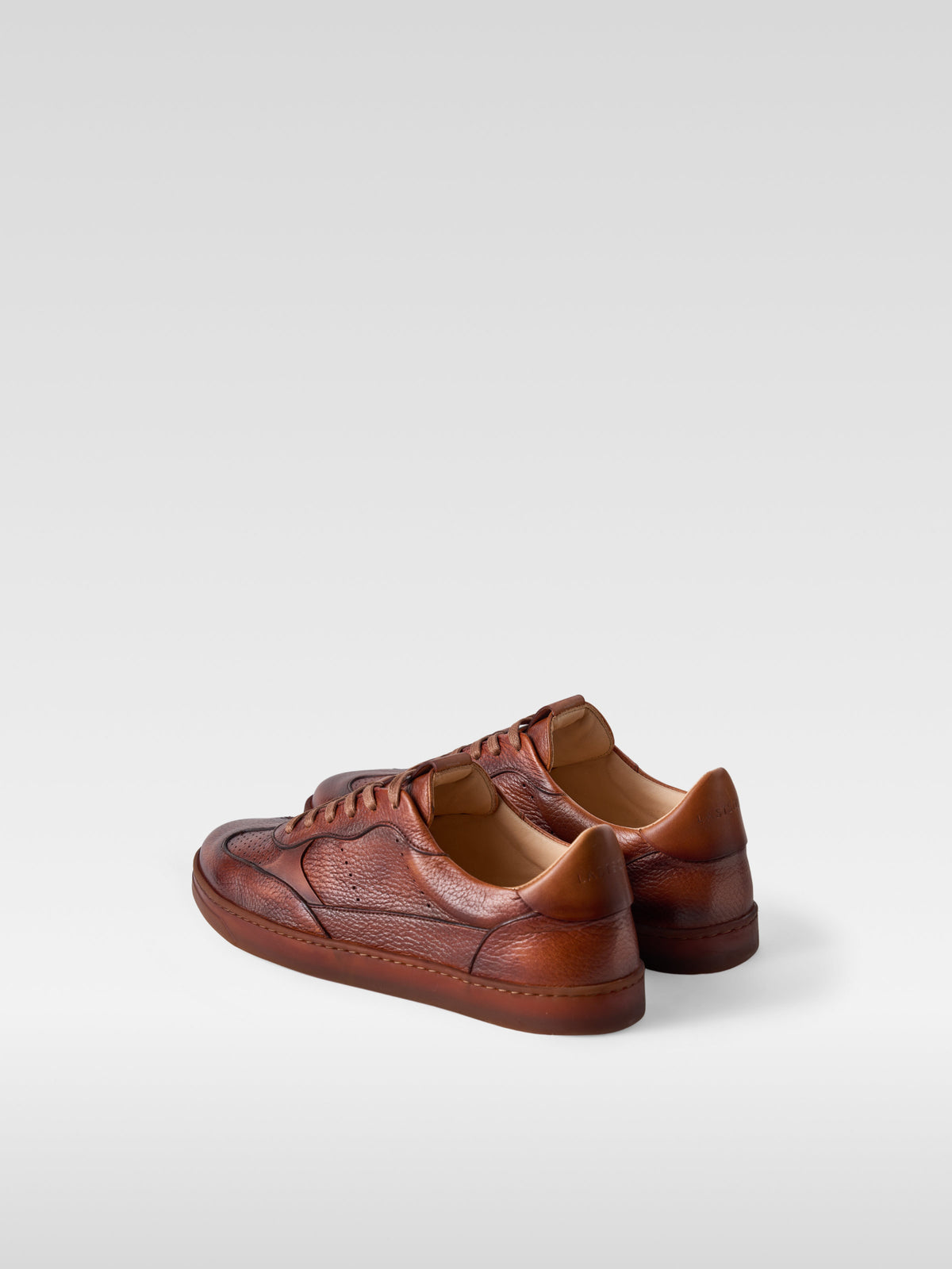 Lalas II cognac hand-painted deer leather sneakers for men, heel view