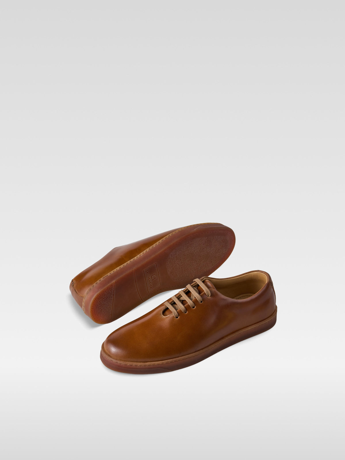 Cognac Shell Cordovan sneakers Gepetto for men, front view
